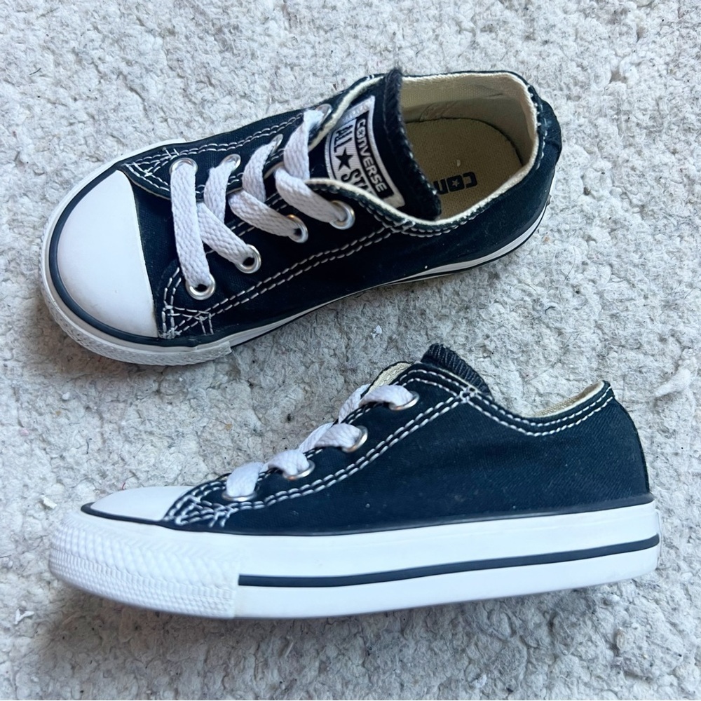 Converse: Classic Black Lace All Stars Baby Sneakers/Shoes Size 7